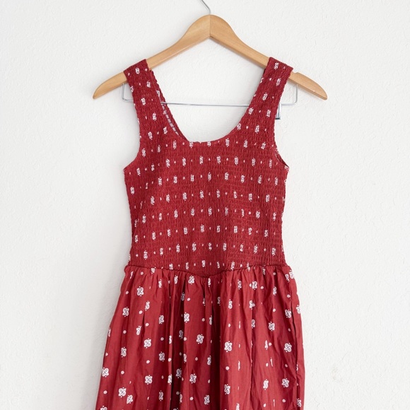 Wayf Dana Floral Smocked Drop Waist Midi Dress Size Medium - Picture 7 of 8